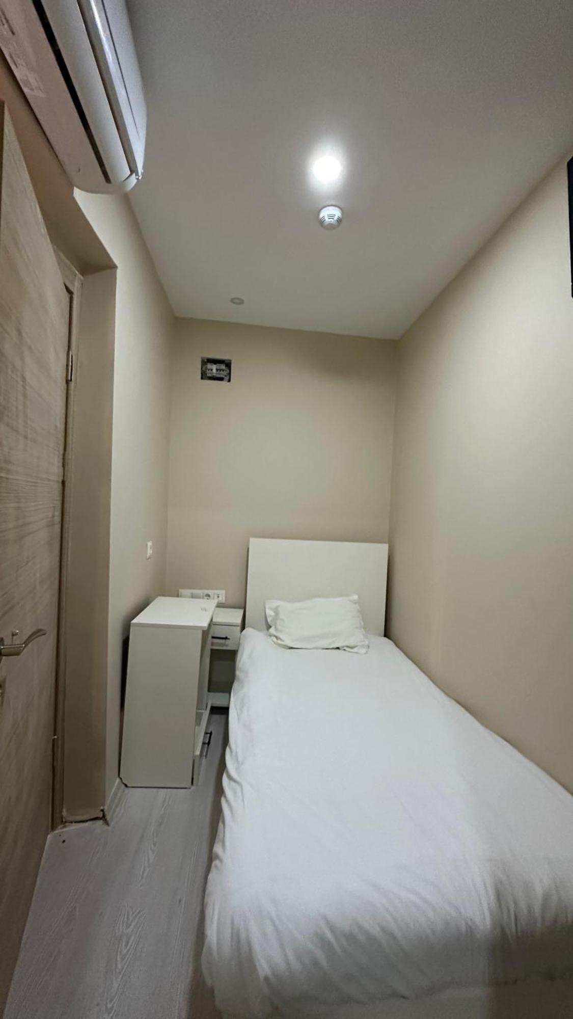 Rota Star Hotel Beyoglu อิสตันบูล ภายนอก รูปภาพ